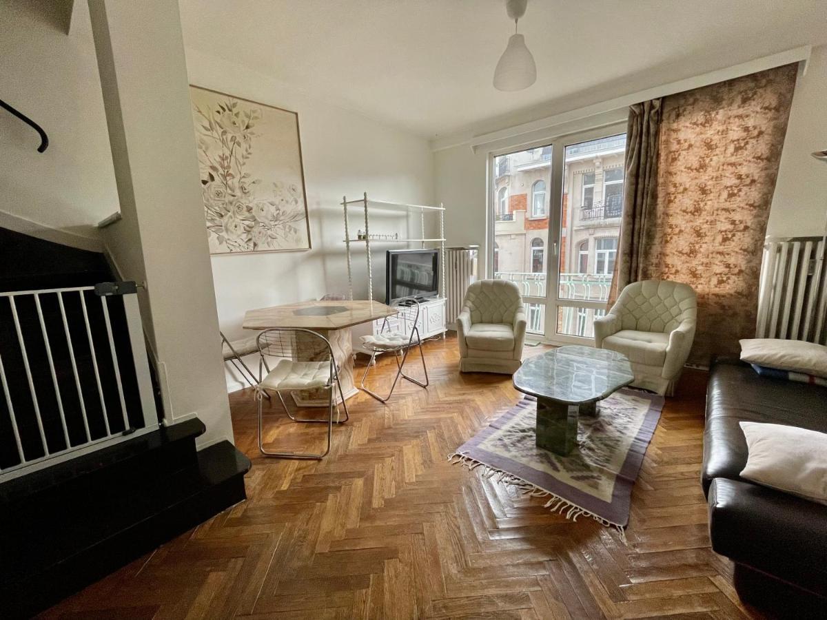 Superbe Appartement Duplex Avec Jacuzzi Brussels Ngoại thất bức ảnh